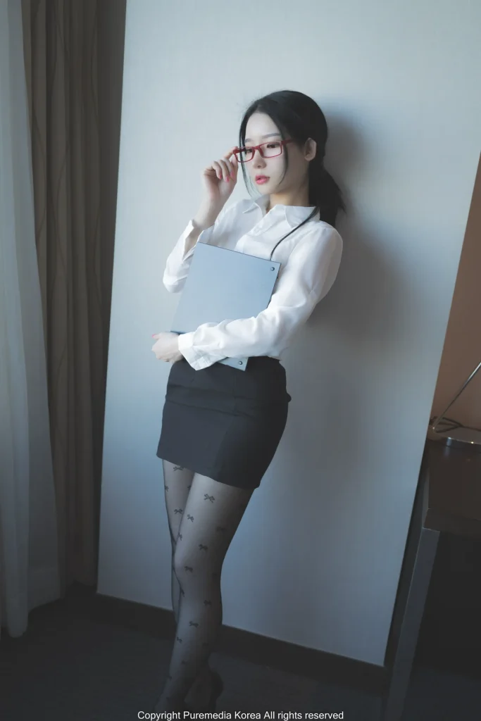 图片[1]-Yeha-004 Pure Media 155 Yeha (예하) [113P-1.3GB]-魅影阁