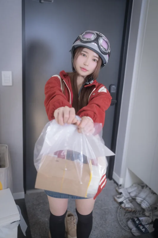 Yeha-020 Pure Media 277 Yeha (예하) Expensive and Delicious Naked Hen [195P-446MB]-魅影阁