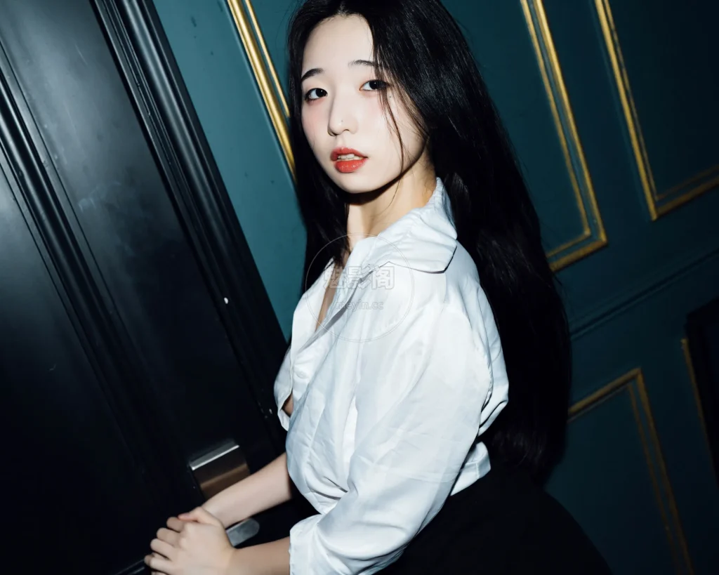 图片[2]-YeonWoo-006 MoonNightSnap 어젯밤 Last night NO.2 &ndash; Yeon woo 이연우 [75P-1V-521MB]-魅影阁